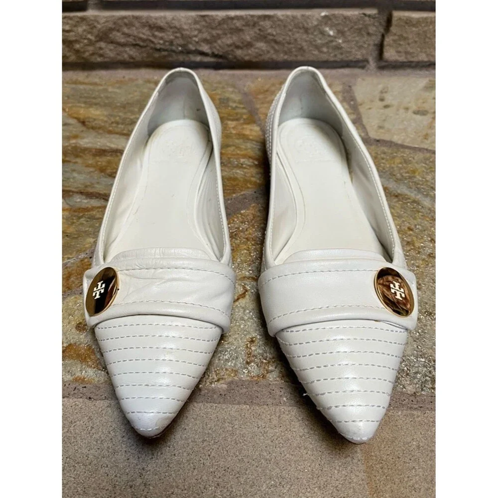 Tory Burch pointed-toe Stiched Gold Tone Logo flats white leather size 8